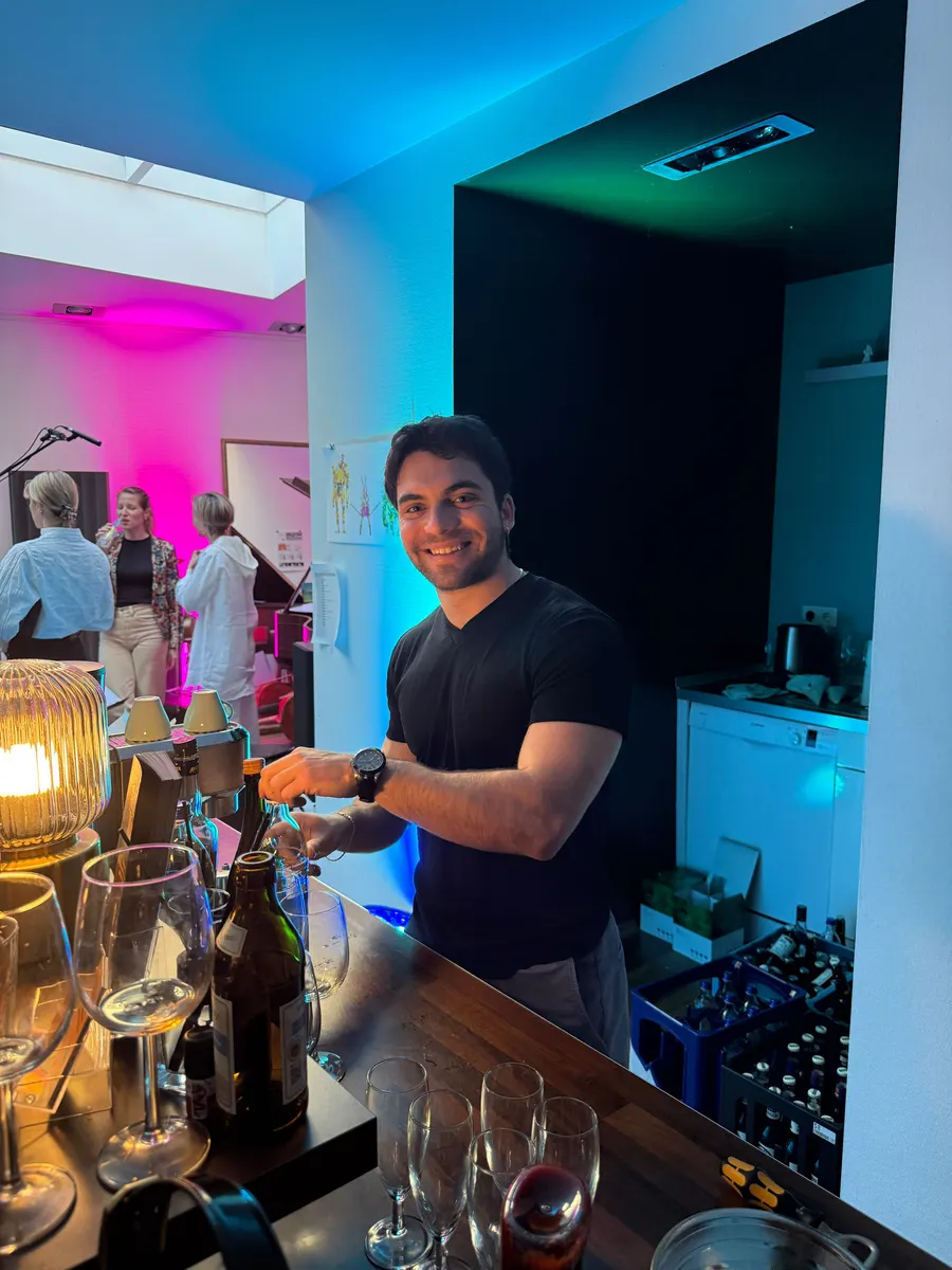 Event service professional bar